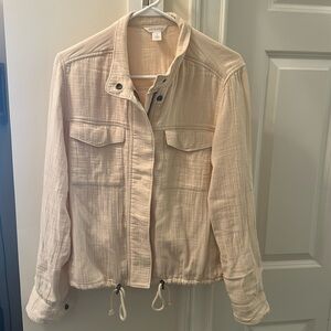 Caslon cream color zipper/snap cotton Jacket